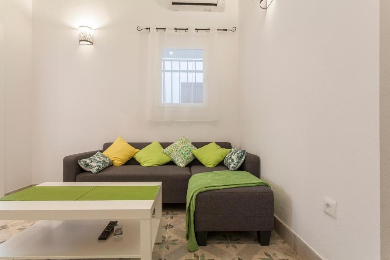 Wish Suite Pureza De Triana Sevilla Eksteriør billede