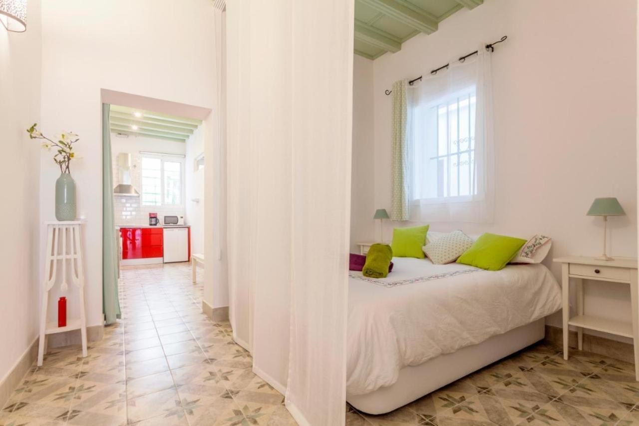 Wish Suite Pureza De Triana Sevilla Eksteriør billede