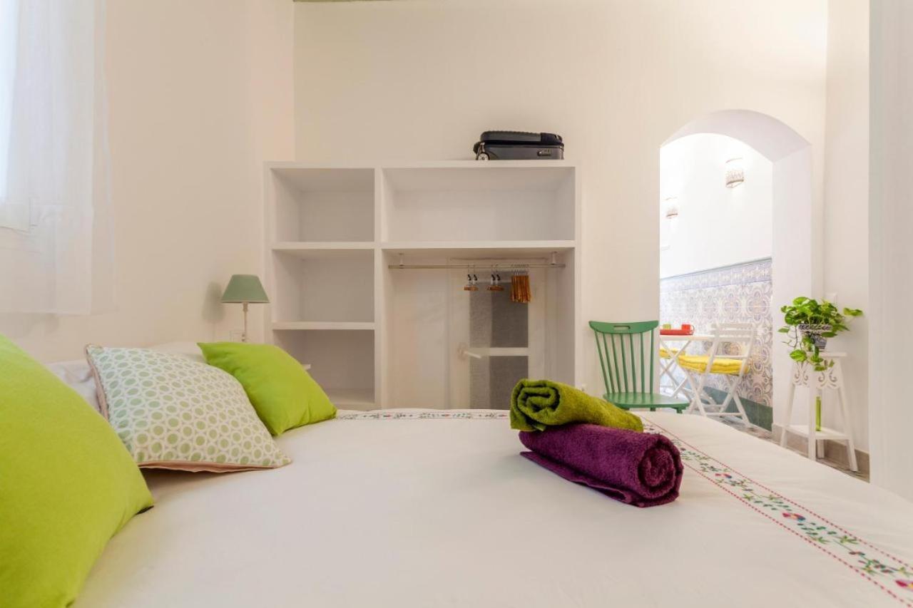 Wish Suite Pureza De Triana Sevilla Eksteriør billede
